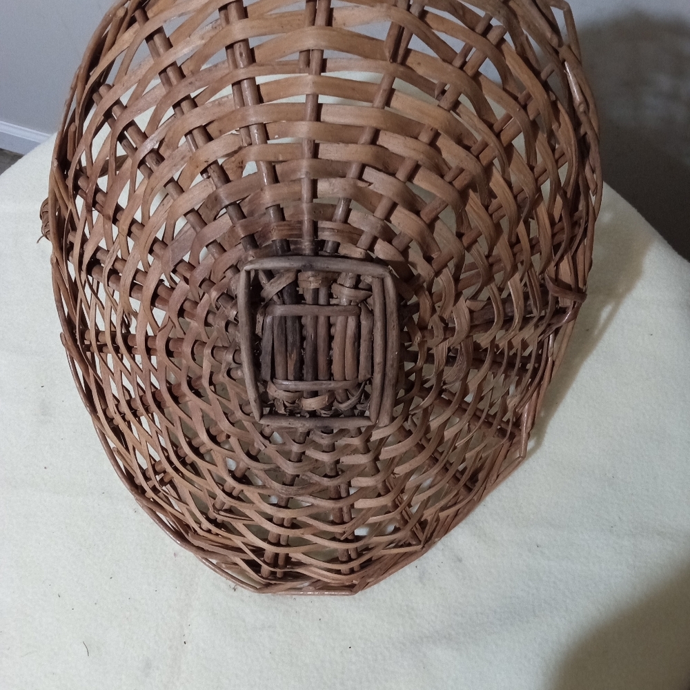 Basket - Picture 2 of 3